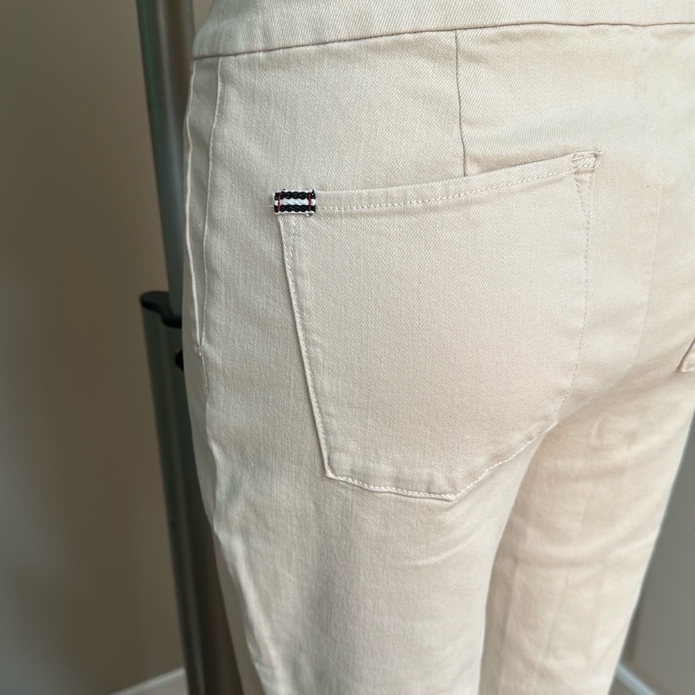 Alice + Olivia  The Trouser Jean * New* Size 29  Flared Jean. - Picture 5 of 10